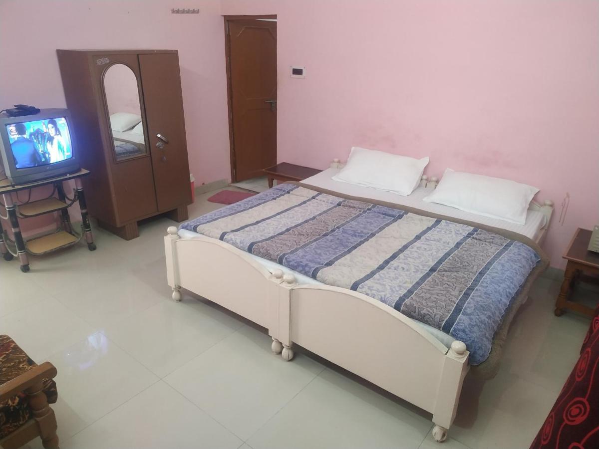 Shri Mahant Hotel Orchha Exterior foto