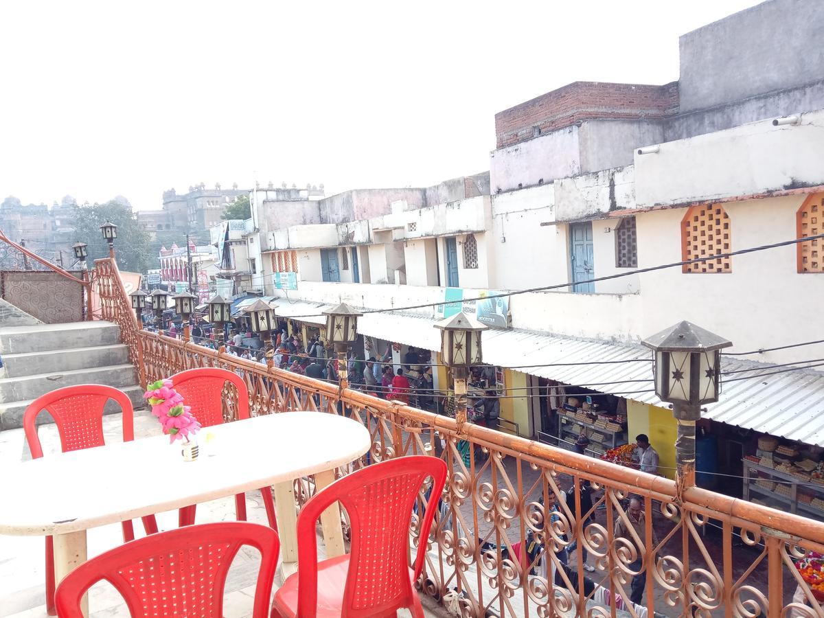 Shri Mahant Hotel Orchha Exterior foto